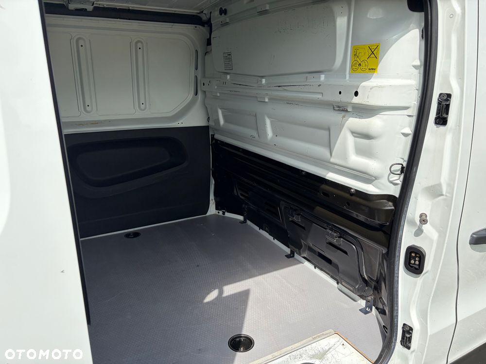 Renault Trafic - 6