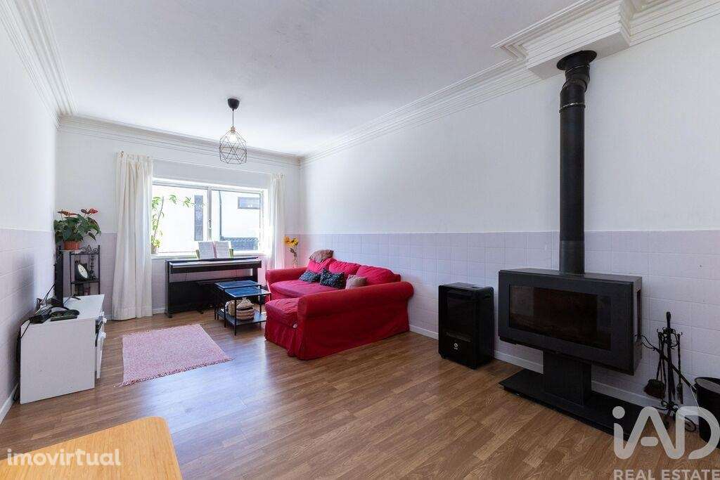 Moradia isolada T4 em São Mamede de Infesta e Senhora da Hora de 160 m - Grande imagem: 3/37