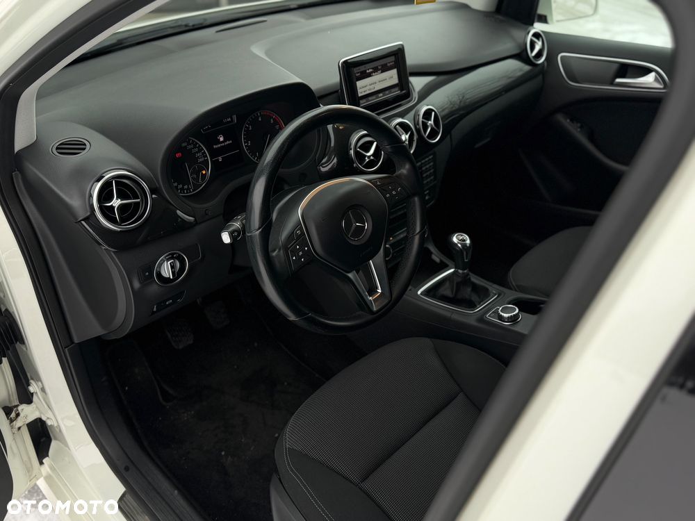 Mercedes-Benz Klasa B - 22