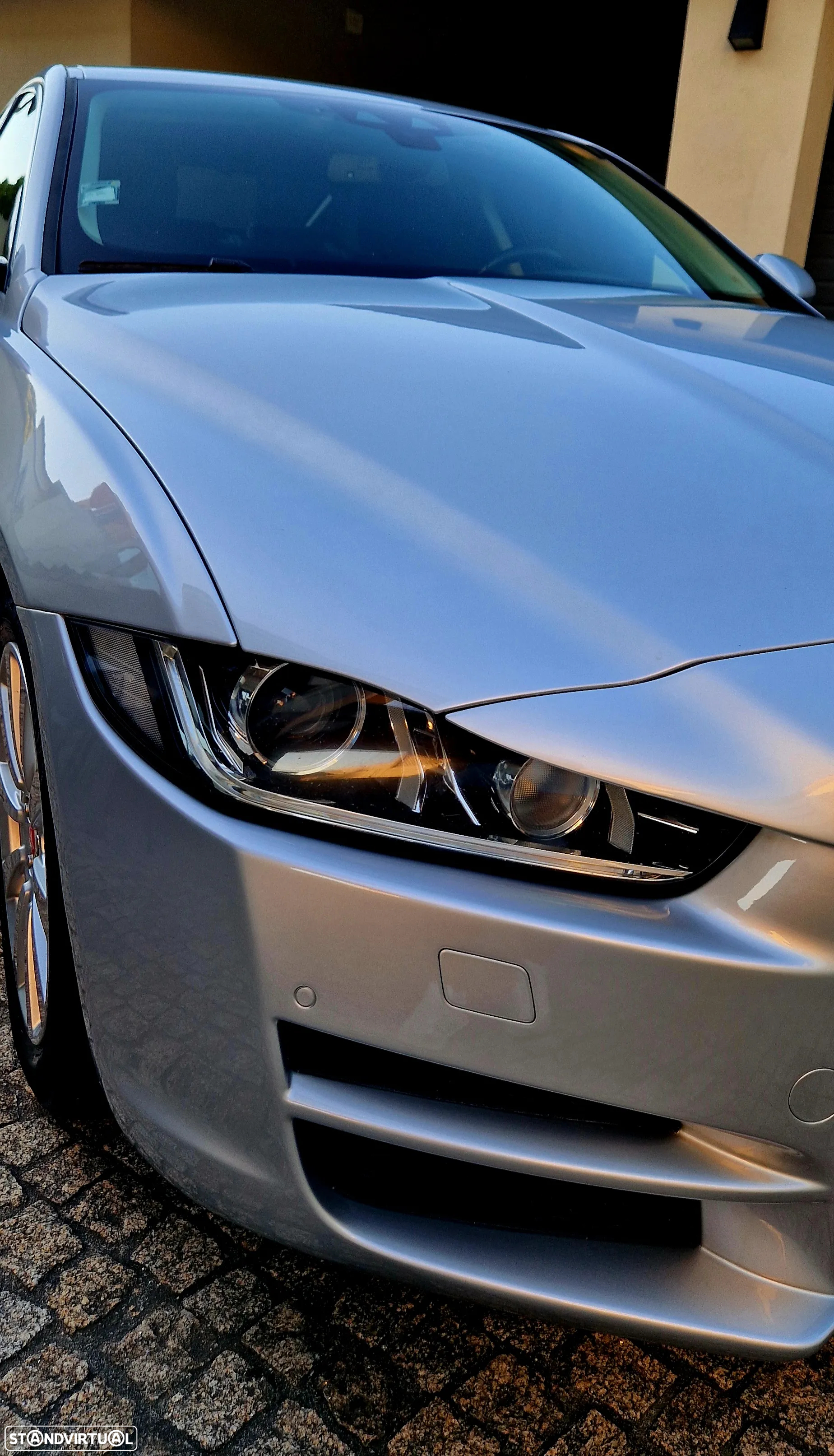 Jaguar XE 2.0 D Prestige Aut. - 15