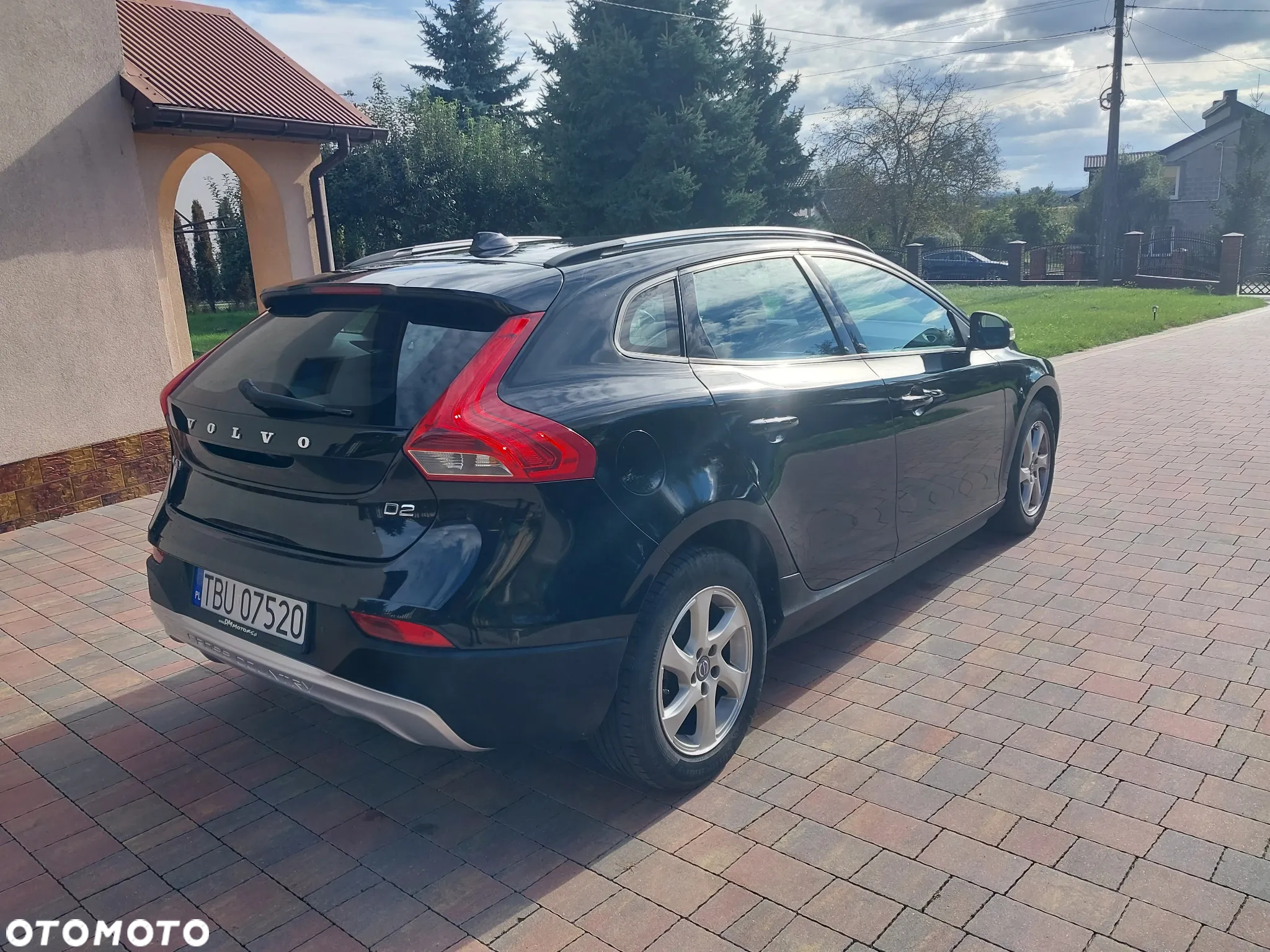 Volvo V40 Cross Country - 6