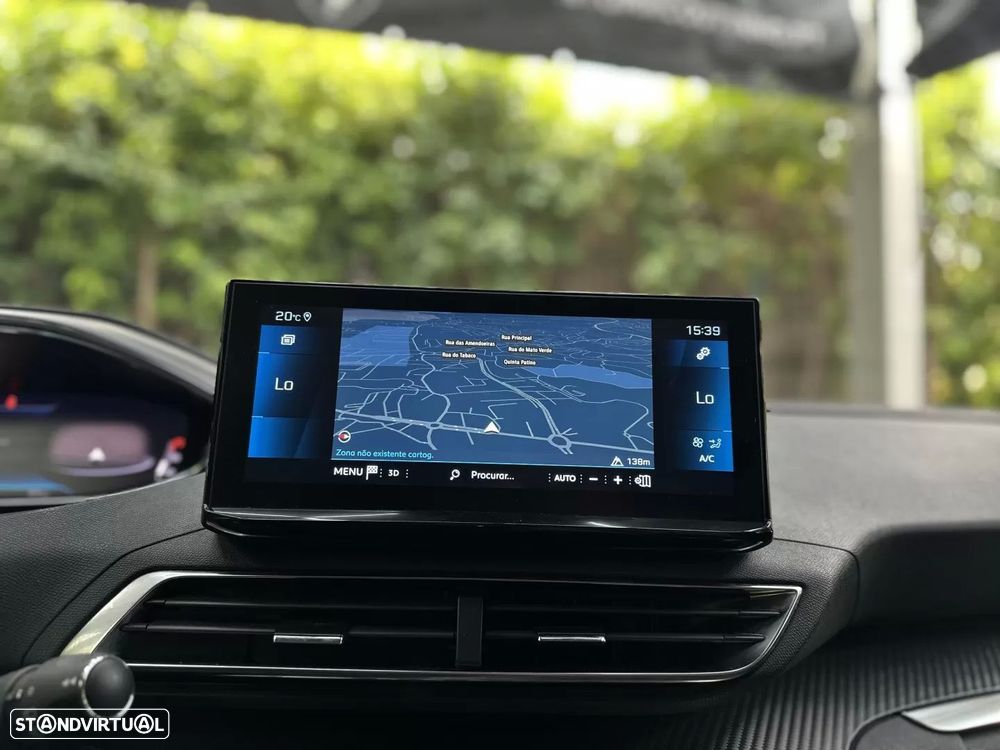 Peugeot 3008 1.2 PureTech Allure Pack EAT8 - 29