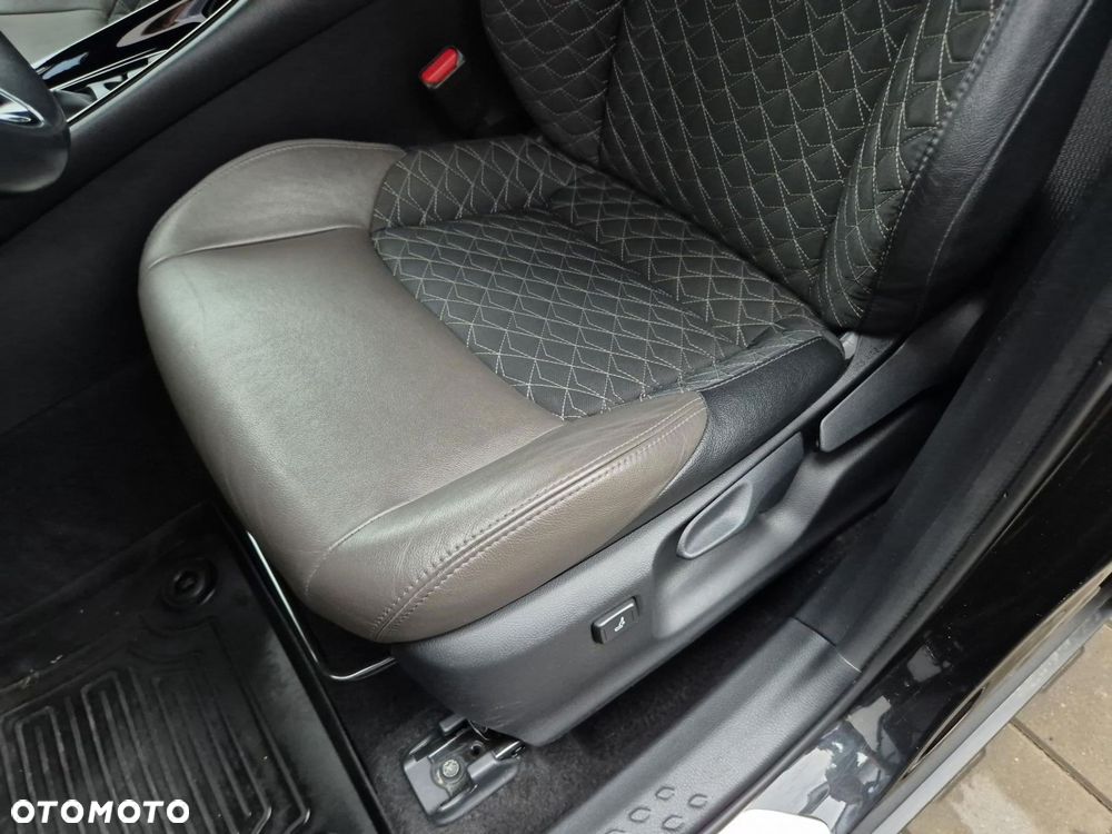 Toyota C-HR 1.8 Hybrid GPF Executive - 12
