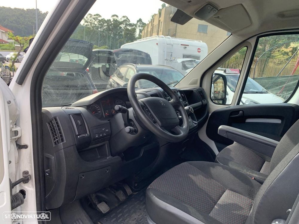 Peugeot Boxer 2.2 BlueHDi 330 L2H1 Premium - 15