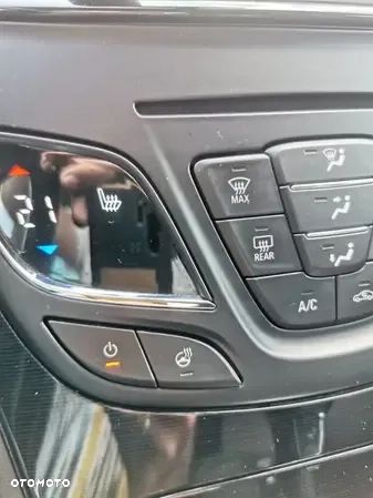 Opel Insignia 1.6 T Cosmo - 19