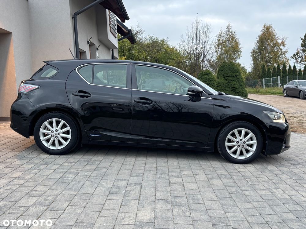 Lexus CT - 14