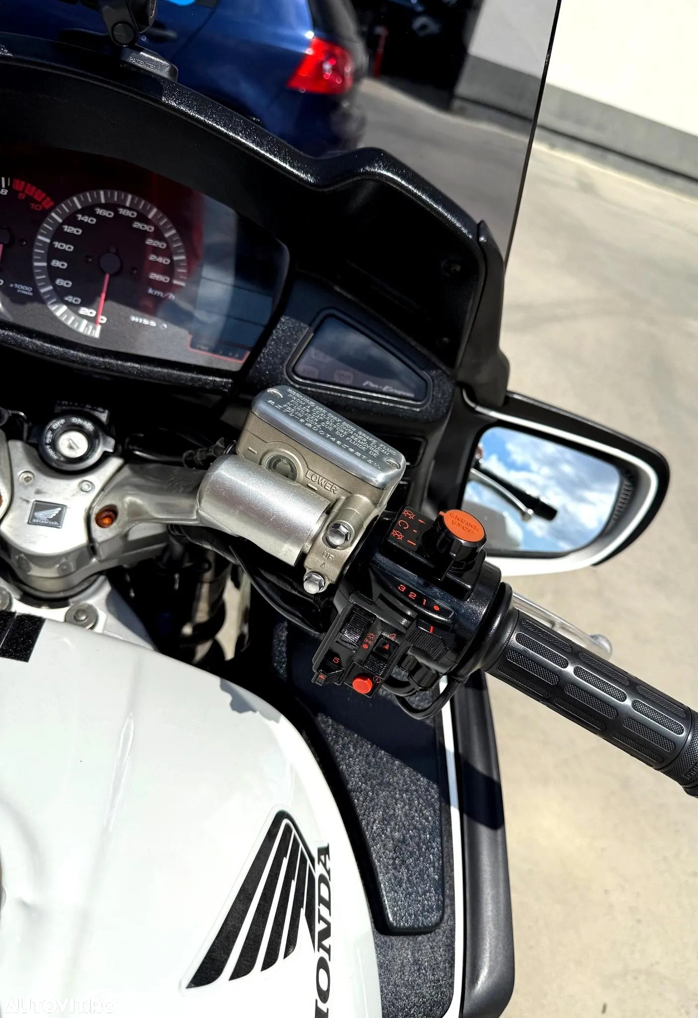 Honda ST 1300 Pan European - 13