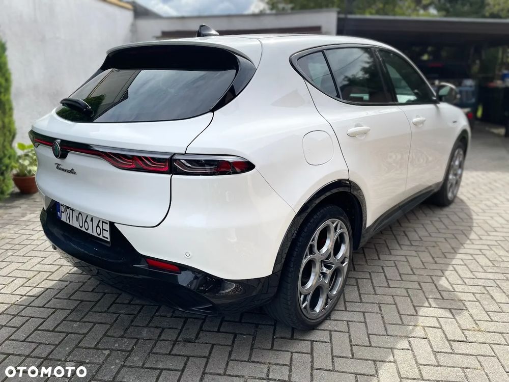 Alfa Romeo Tonale 1.5 T4 GSE mHEV Veloce DCT - 12