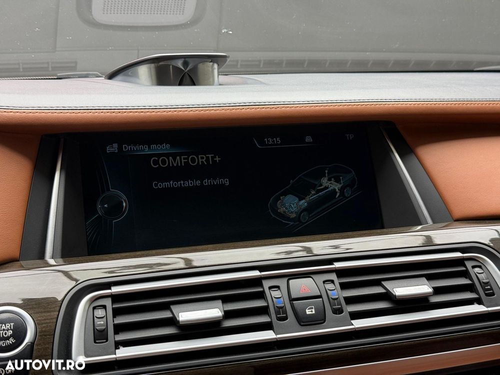 BMW Seria 7 740d xDrive - 17