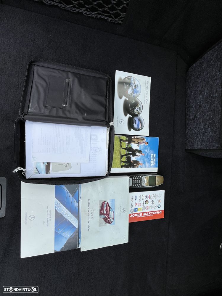 Mercedes-Benz C 200 K Elegance Aut. - 23