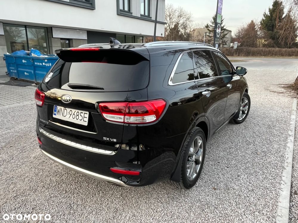 Kia Sorento - 12