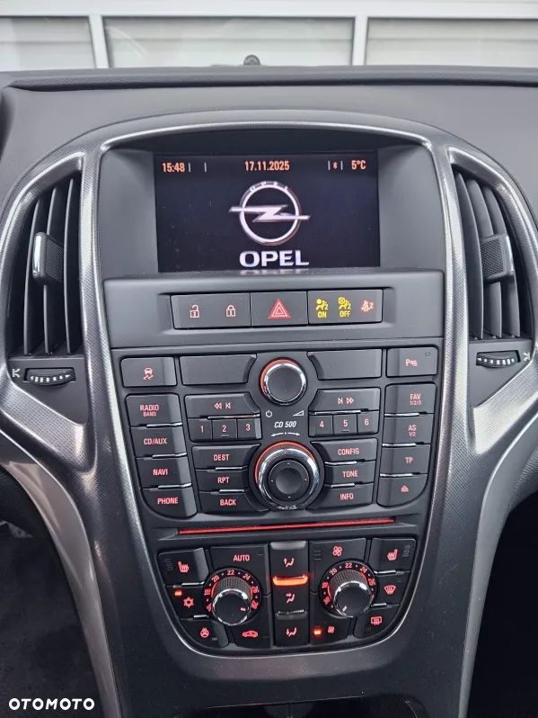 Opel Astra 2.0 CDTI DPF Automatik Cosmo - 12