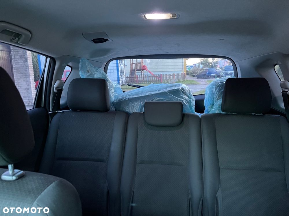 Toyota Corolla Verso 1.8 Sol - 16