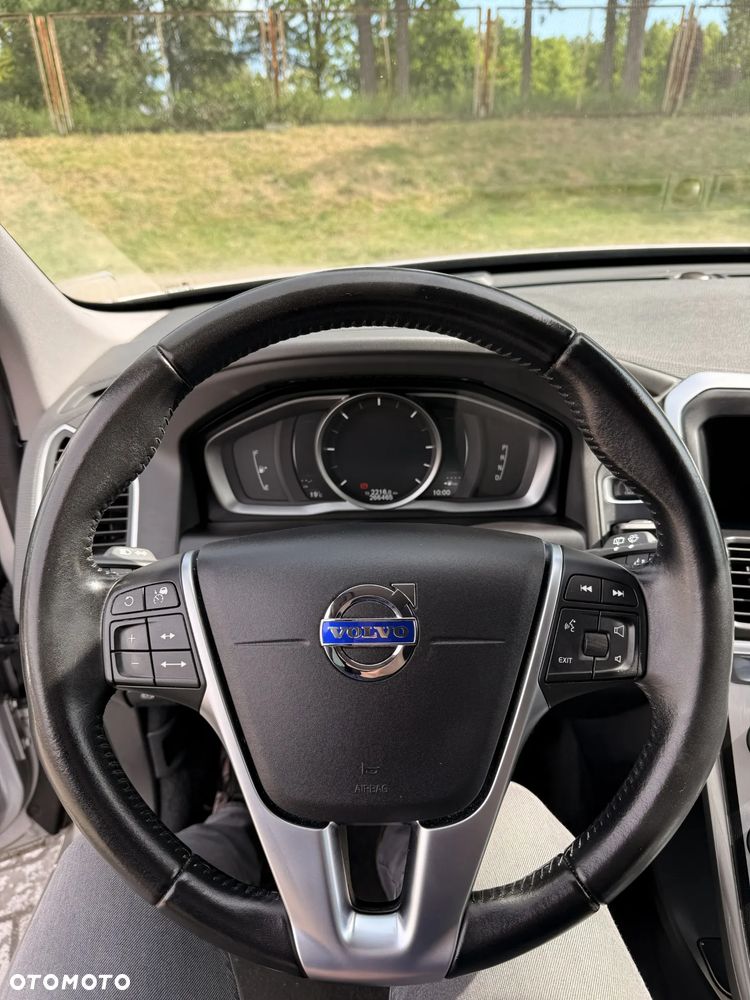 Volvo XC 60 - 10