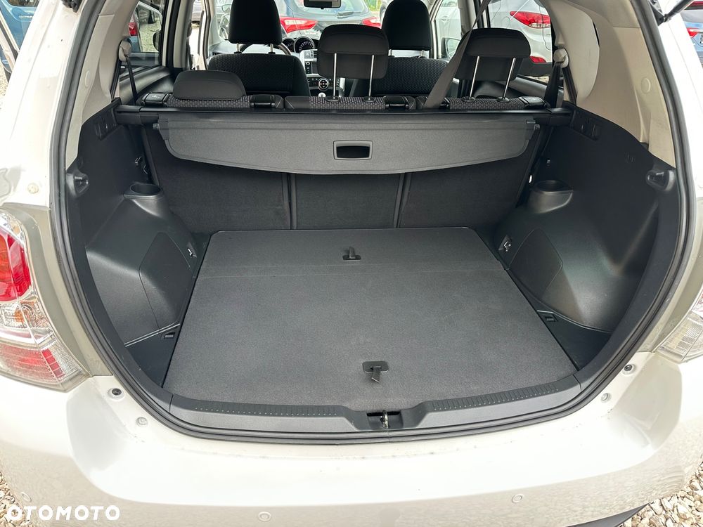 Toyota Verso 1.8 Life - 22