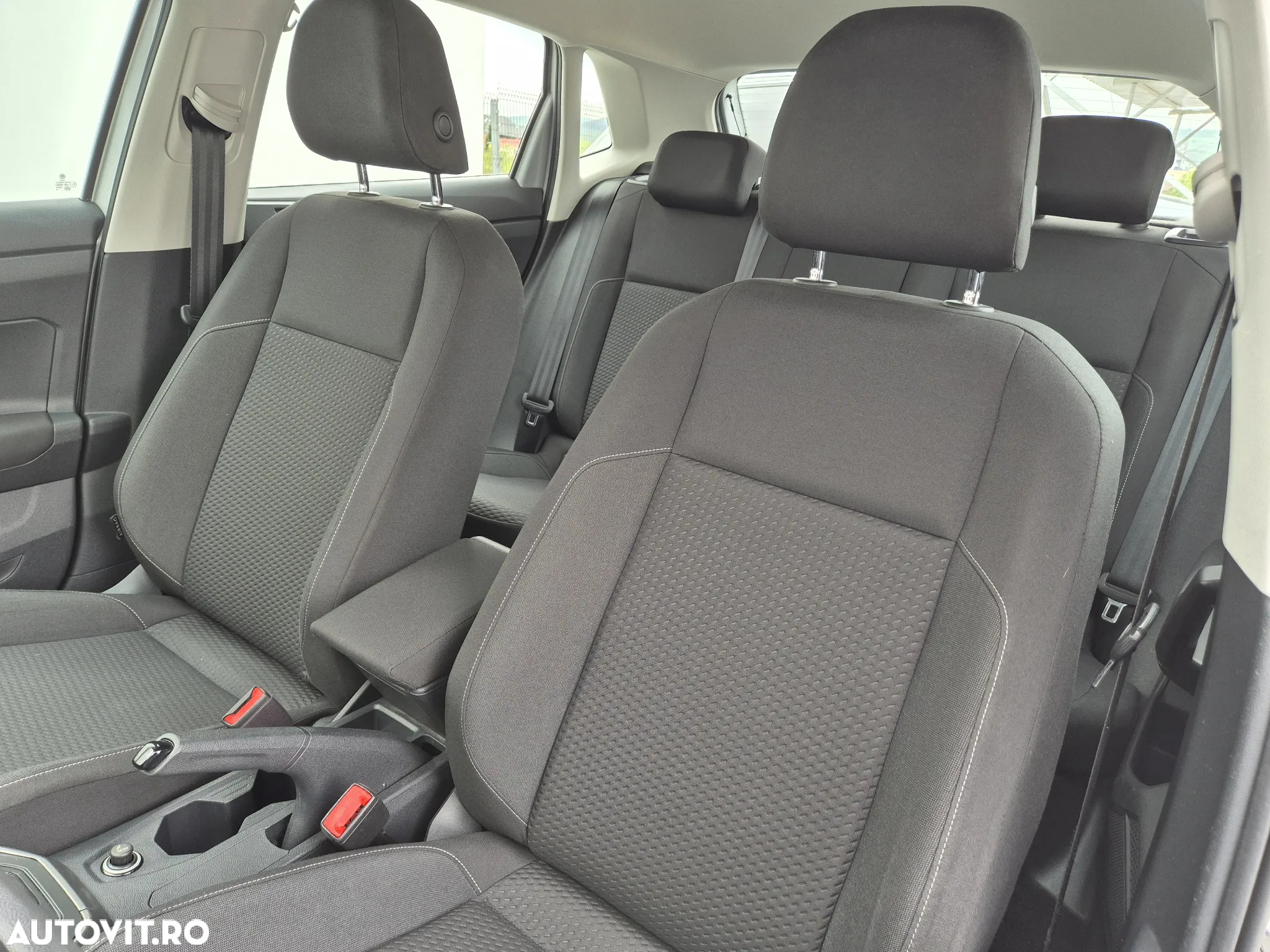 Volkswagen Polo 1.0 TSI DSG Comfortline - 9
