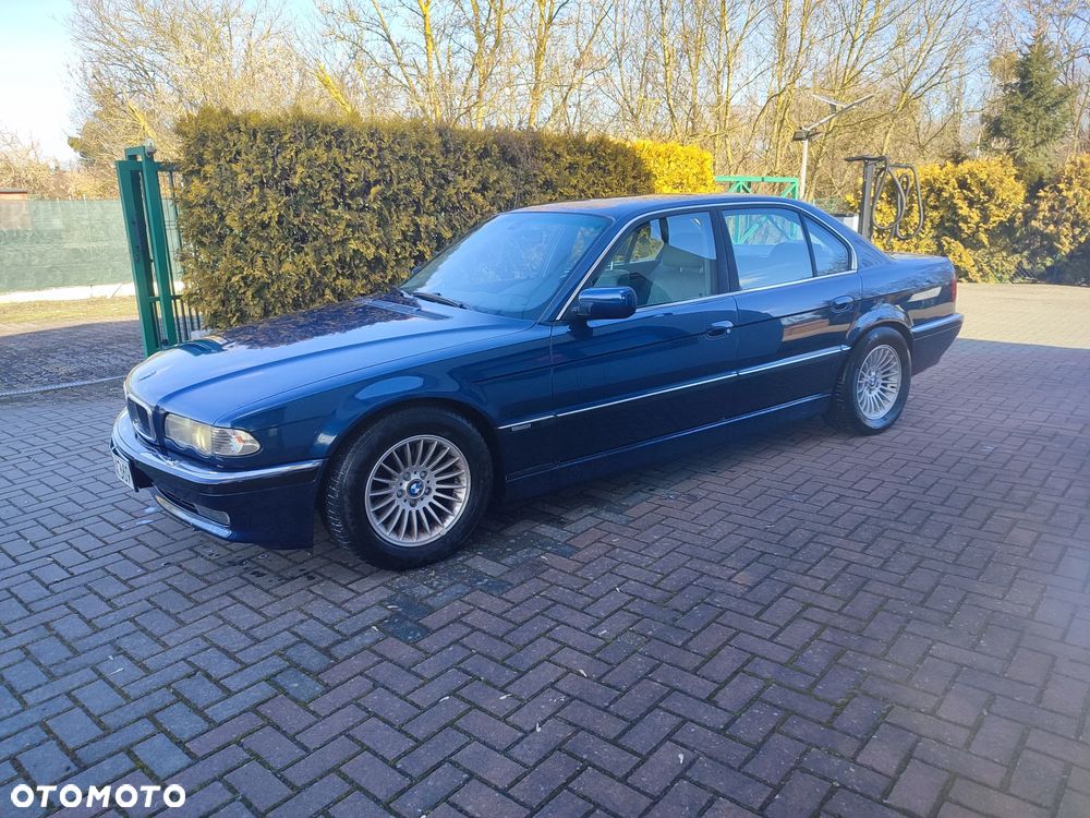 BMW Seria 7 - 4