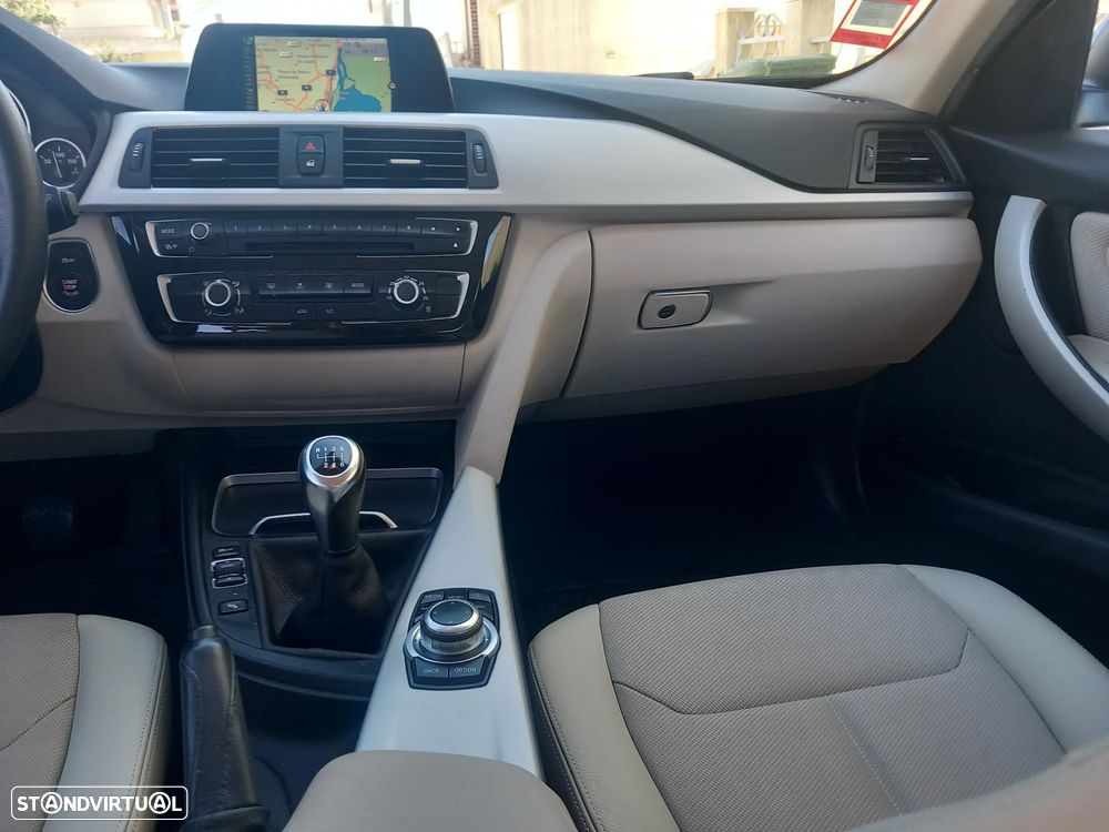 BMW 320 d Line Sport - 20