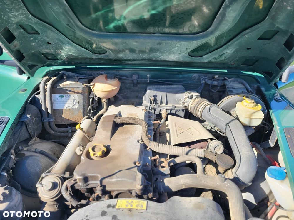 Land Rover Defender - 11