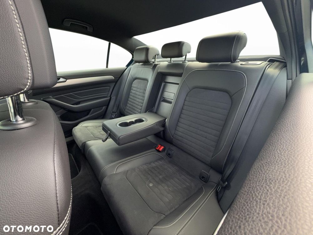 Volkswagen Passat 2.0 TSI Elegance DSG - 26
