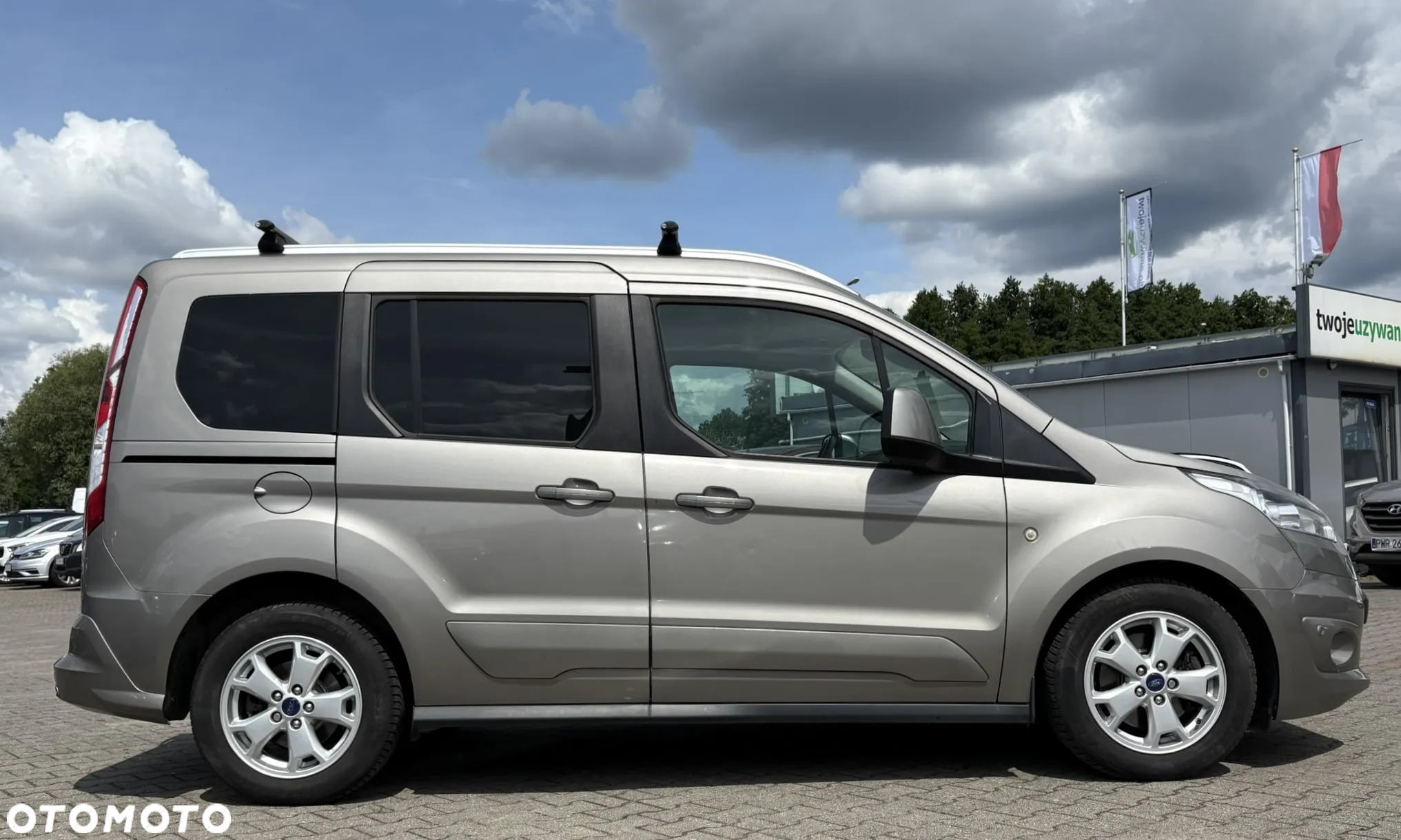 Ford Tourneo Connect 1.5 TDCi Titanium - 5