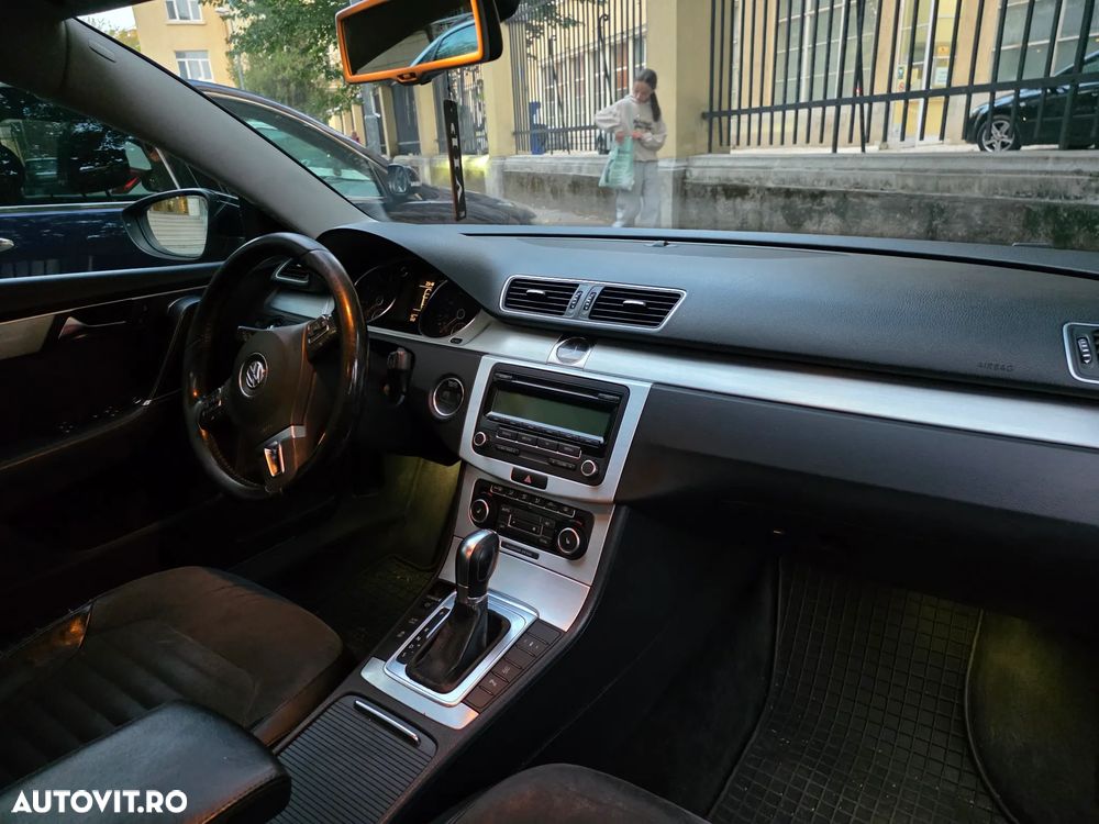 Volkswagen Passat - 8