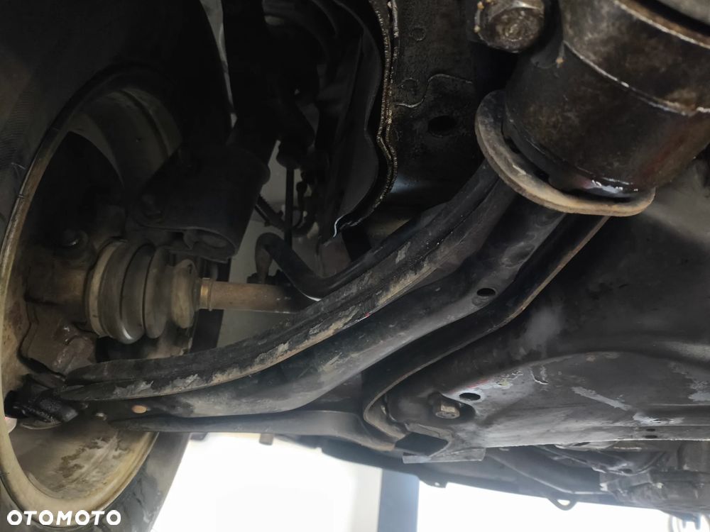 Land Rover Freelander 2.0 D - 6