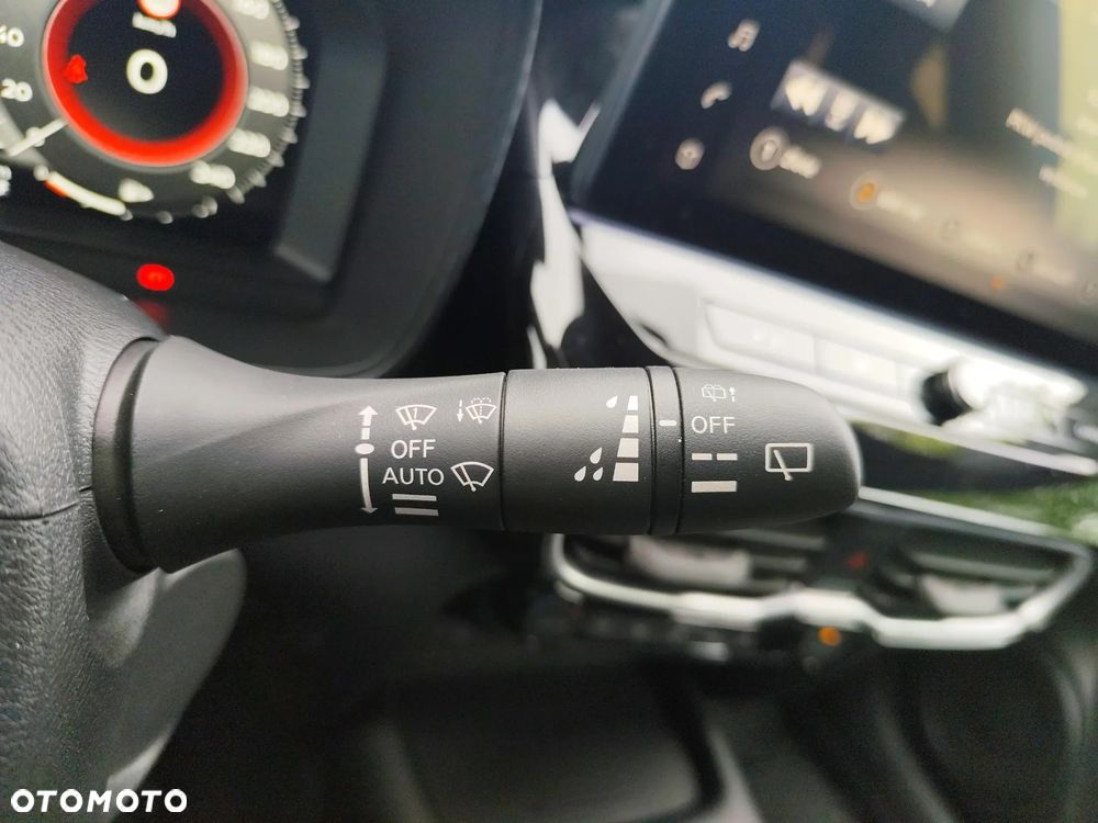 Nissan Juke ver-1-6-hybrid-tekna-amt - 24