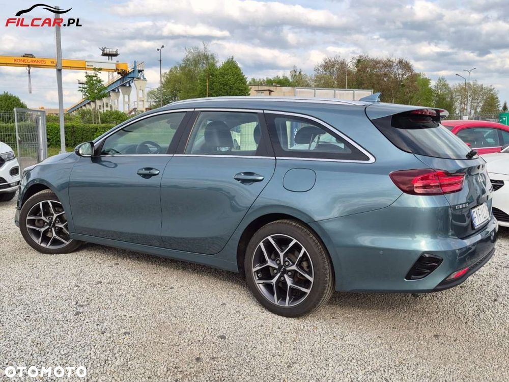 Kia Ceed - 30