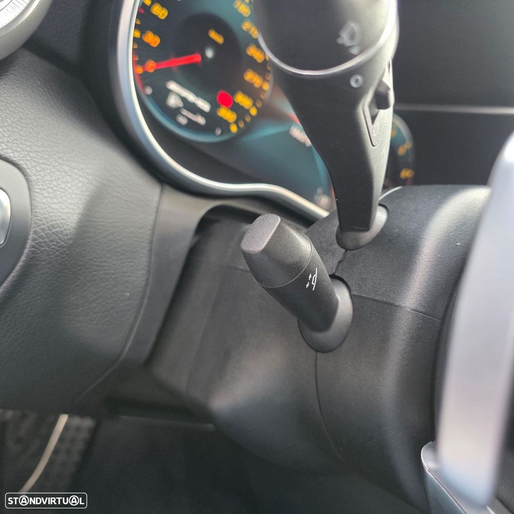 Mercedes-Benz C 220 d AMG Line - 26