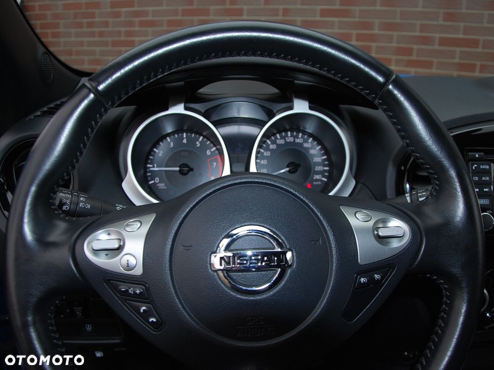 Nissan Juke 1.6 N-Connecta - 24