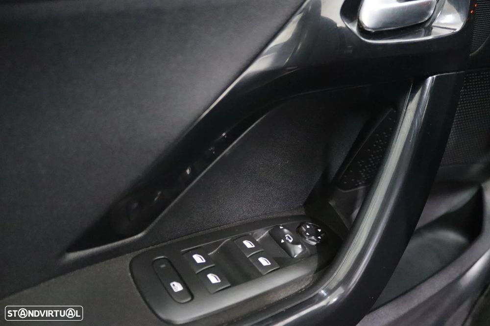 Peugeot 208 PureTech 110 Stop & Start Allure - 11