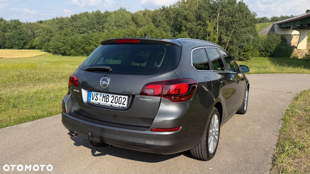 Opel Astra 1.4 Turbo - 37