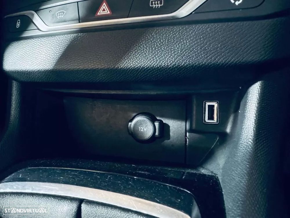 Peugeot 308 1.2 PureTech Active - 21