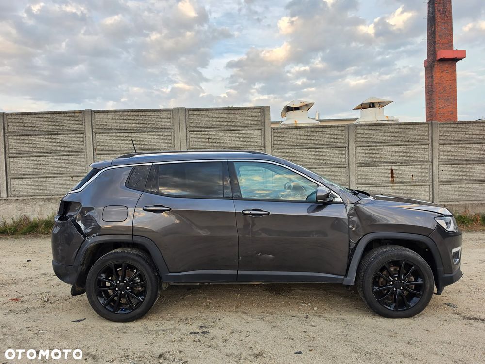 Jeep Compass 2.0 MultiJet Active Drive Automatik Limited - 35