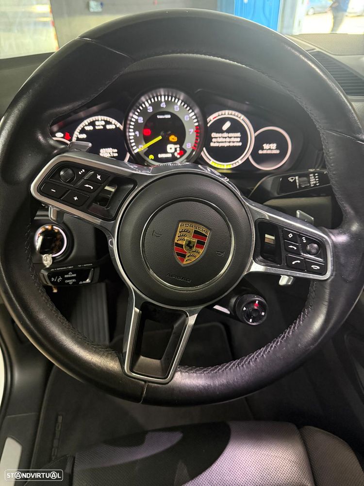 Porsche Cayenne E-Hybrid - 5