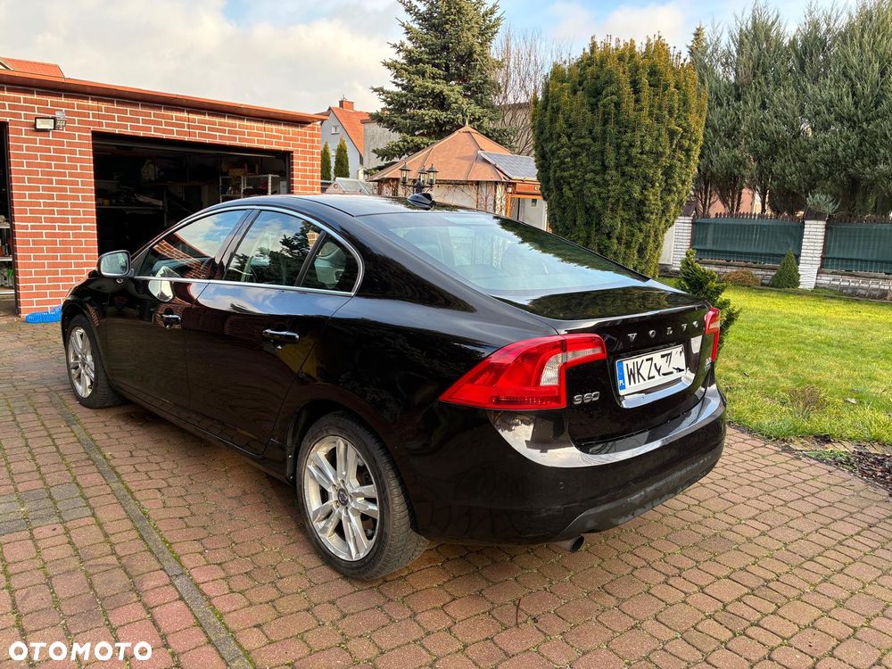 Volvo S60 D3 Summum - 4