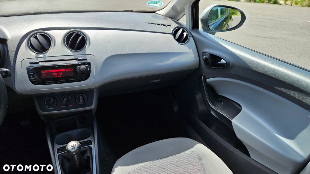Seat Ibiza 1.4 16V Style Viva - 25