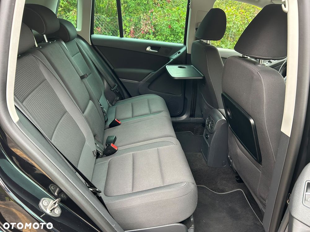 Volkswagen Tiguan 2.0 TDI DPF 4Motion BlueMotion Technology Exclusive - 20