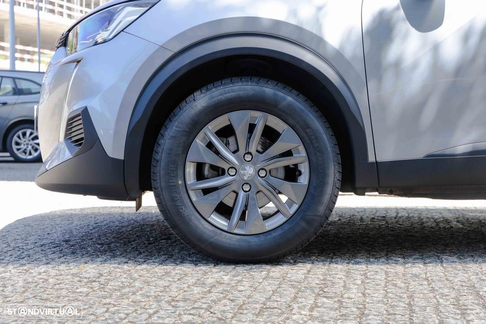 Peugeot 2008 1.2 PureTech Active Pack - 4