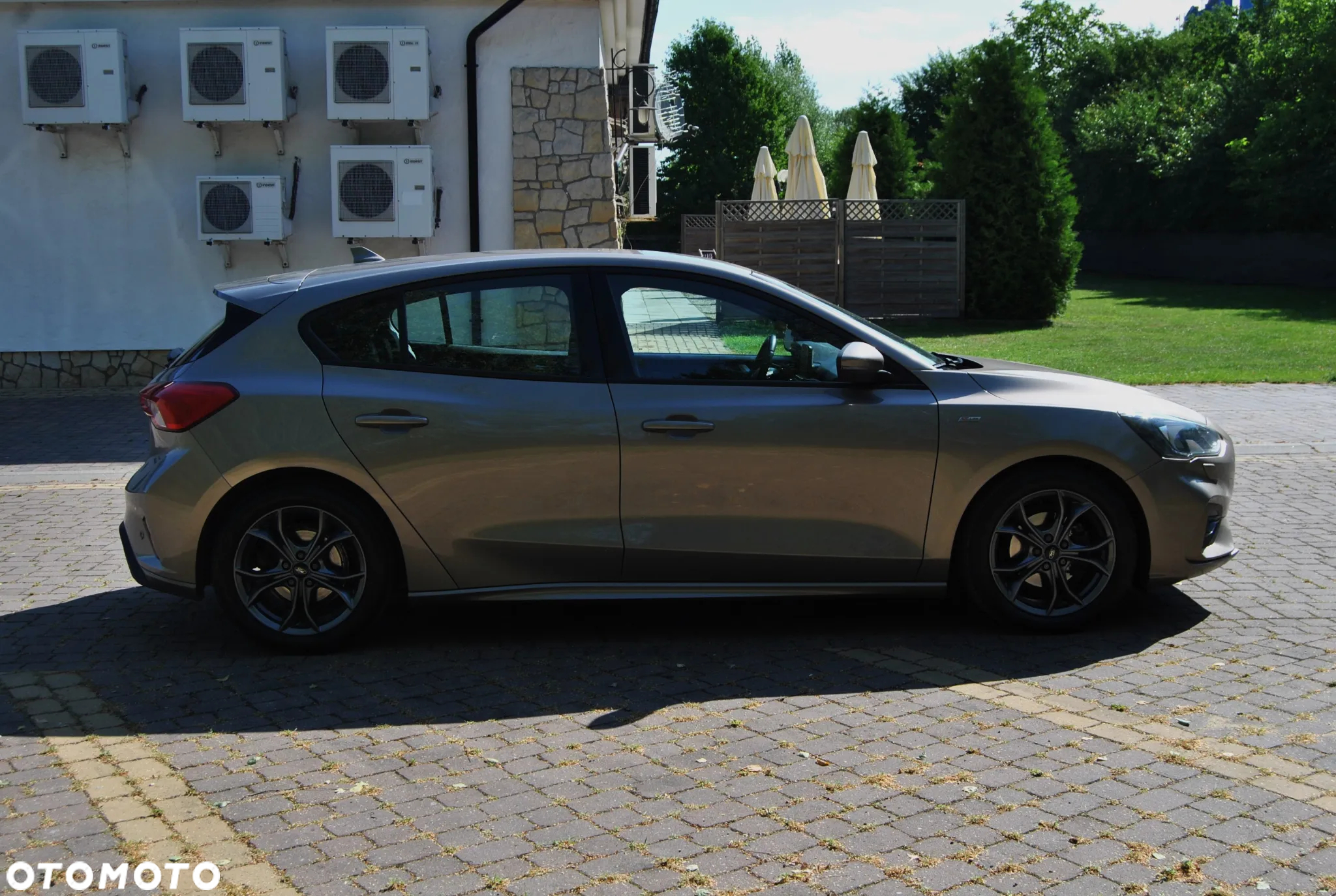 Ford Focus 1.5 EcoBlue Start-Stopp-System ST-LINE STYLE - 18