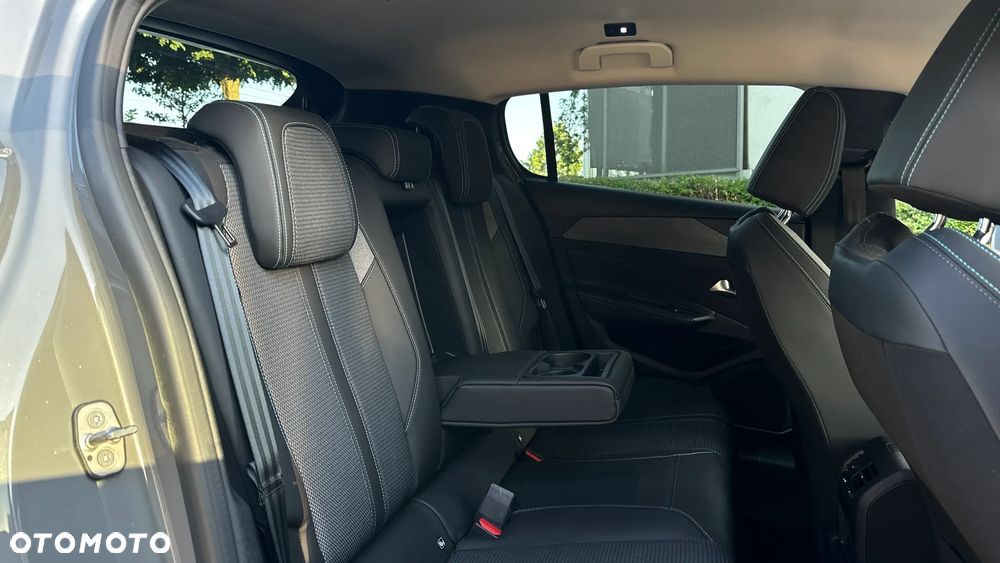 Peugeot 308 1.2 PureTech Allure Pack S&S EAT8 - 19