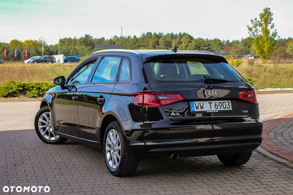 Audi A3 Sportback 1.6 TDI Ambition - 15