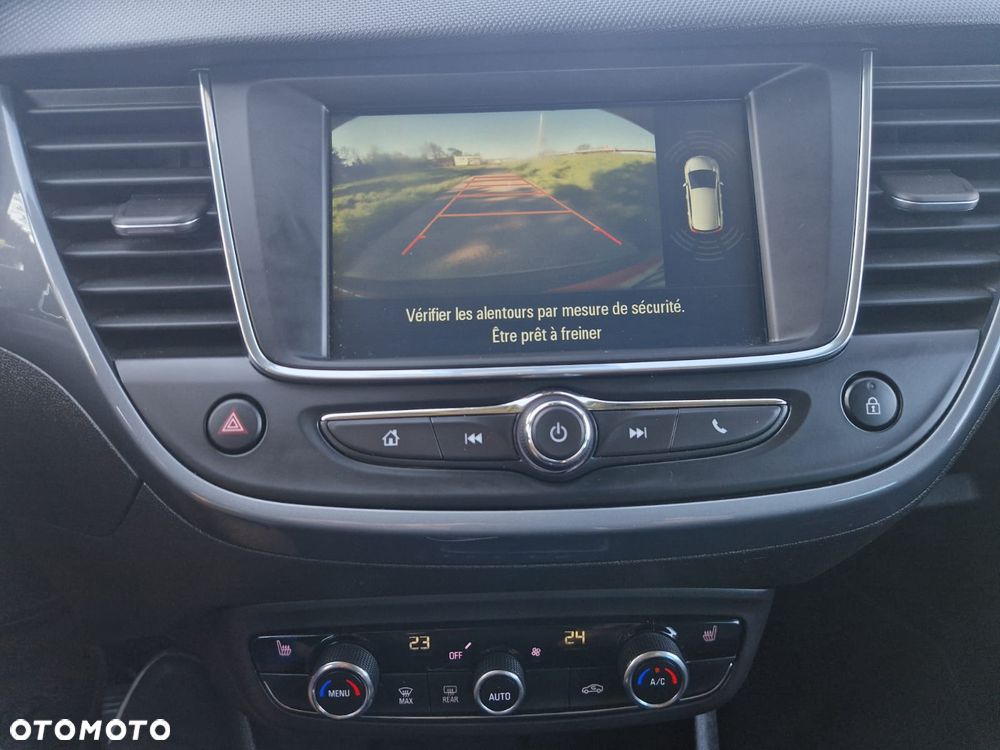 Opel Crossland X - 26