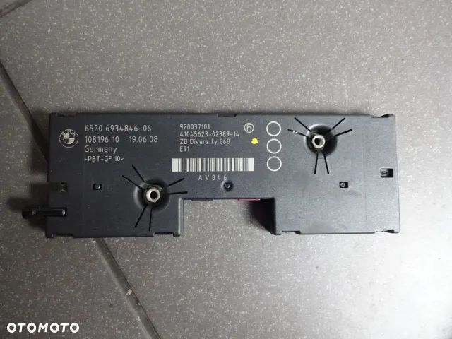 Wzmacniacz antenowy Diversity BMW E91 6934846-06 - 1