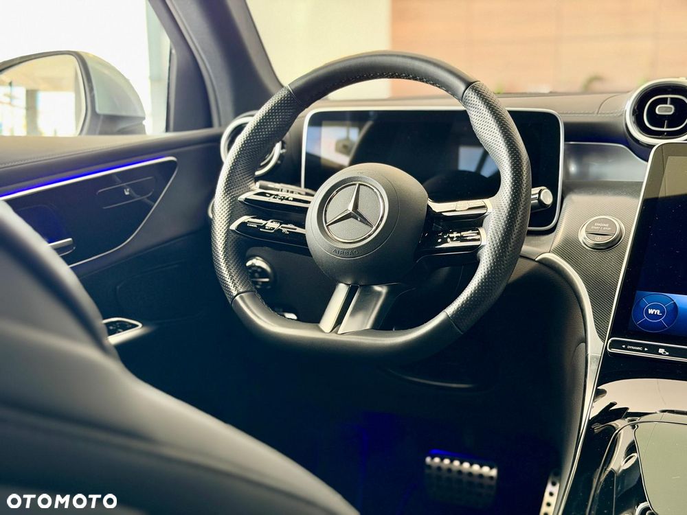 Mercedes-Benz GLC - 14