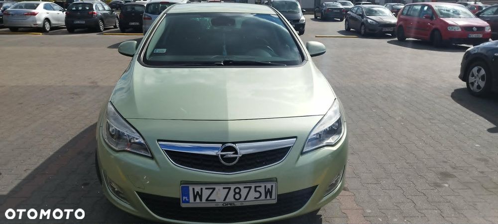 Opel Astra 1.6 Cosmo - 1