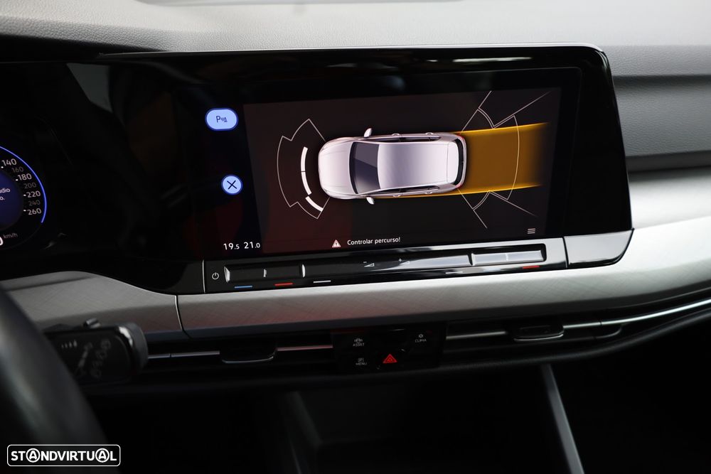 VW Golf 1.0 TSI Life - 24