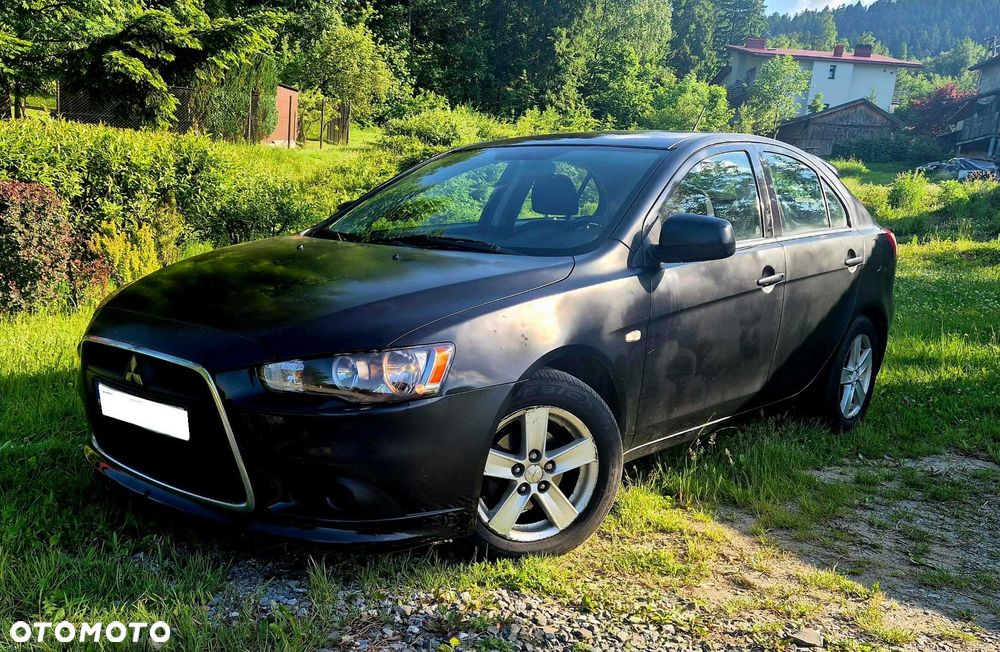 Mitsubishi Lancer - 1
