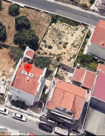 Moradia Renovada com 3 Quartos e estacionamento, São João da Talha em - Grande imagem: 3/3